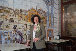 Bar Plata celebra 70 a&ntilde;os como parte inseparable de la memoria del barrio de La Macarena y de Sevilla