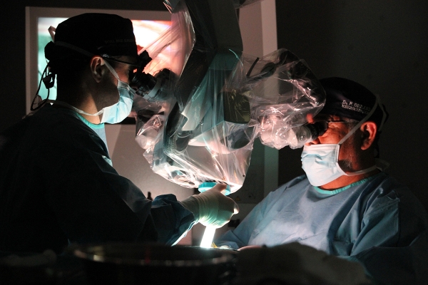 Una nueva t&eacute;cnica quir&uacute;rgica mejora el pron&oacute;stico de los pacientes con tumores cerebrales