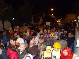 Convocados los Concursos de Disfraces y Carruajes del Carnaval de Gines, que este a&ntilde;o adelanta la salida de su pasacalle