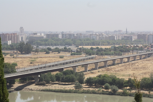 La Junta de Andaluc&iacute;a saca a licitaci&oacute;n las obras de construcci&oacute;n de la pasarela ciclopeatonal sobre la SE-30