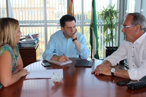 El Ayuntamiento de San Juan y la Junta colaborar&aacute;n en solucionar los problemas de ruido y polvo generados por Herba