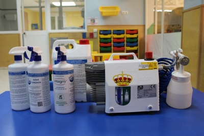 Gines entrega kits de desinfecci&oacute;n a todas las escuelas infantiles de la localidad