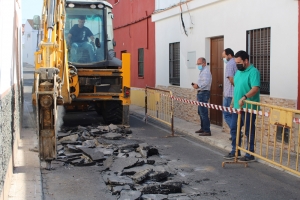 Comienzan las obras de mejora y acondicionamiento de la calle Manuel de Falla de Gines