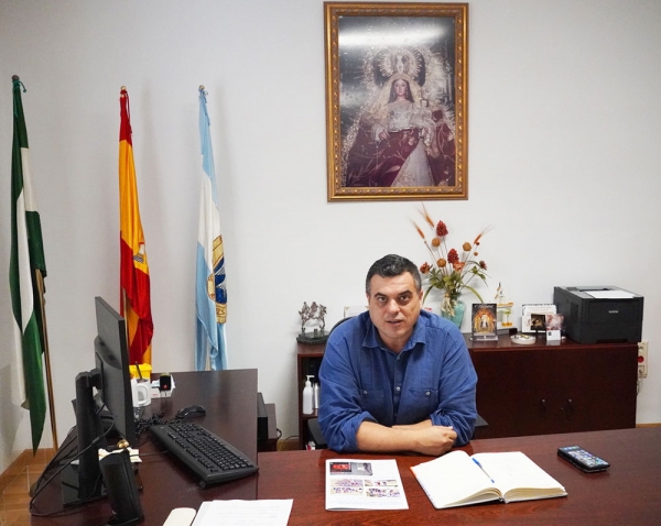 Entrevista a Pedro Oropesa, alcalde de Benacaz&oacute;n: &ldquo;La contrataci&oacute;n de una empresa que extreme la limpieza es una de nuestras prioridades&rdquo;