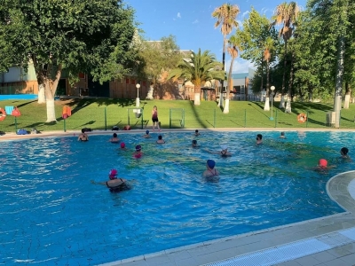 Mairena ofrece numerosas actividades acu&aacute;ticas y de fitness en sus instalaciones