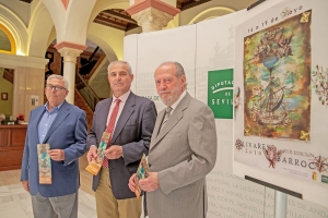 El presidente de la Diputaci&oacute;n y el alcalde de Olivares muestran el cartel que protagoniza la XVII edici&oacute;n de 'Olivares Barroco'