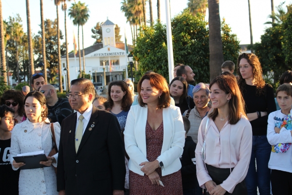 Espartinas recibe la visita del alcalde de Fujinomiya y la medallista ol&iacute;mpica Sandra S&aacute;nchez