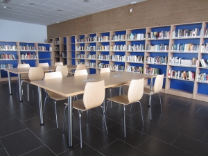 El ayuntamiento de Olivares aprueba la reapertura de la biblioteca y del polideportivo municipal