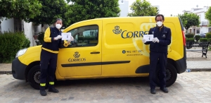 Correos lleva medicamentos y otros productos de primera necesidad a ancianos y enfermos en Coria del R&iacute;o