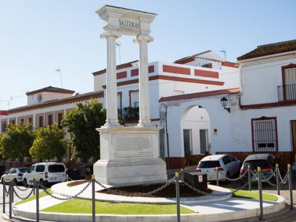 M&aacute;s de 1400 j&oacute;venes en Salteras disfrutan de una intensa agenda de ocio, educaci&oacute;n y formaci&oacute;n gracias a la colaboraci&oacute;n de la Diputaci&oacute;n de Sevilla
