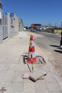 Nuevas luminarias autosuficientes en la calle Camino de Salteras