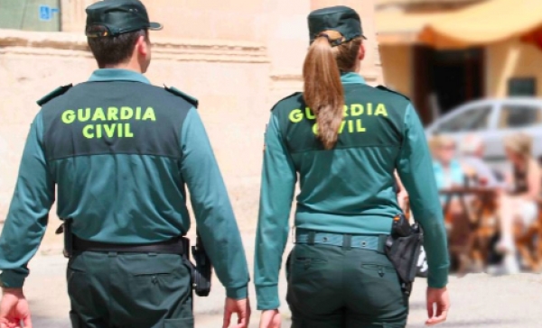 La Guardia Civil desarticula una organizaci&oacute;n dedicada a la trata de seres humanos con fines de explotaci&oacute;n laboral