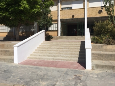 El ayuntamiento de Olivares invierte cerca de 50.000 euros en obras de mejora en los tres colegios de la localidad para el inicio del curso 2016-2017
