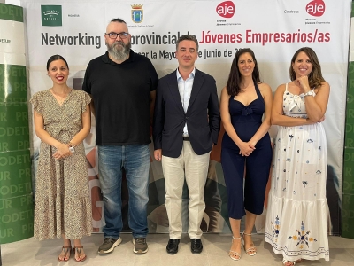 Cerca de un centenar de j&oacute;venes empresarios y empresarias se re&uacute;nen en Sanl&uacute;car la Mayor en el Primer Encuentro Interprovincial de Negocios de este a&ntilde;o