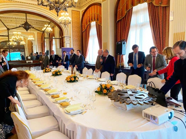 Rotary Sevilla Corporate analiza proyectos solidarios de trabajo para 2020