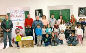 &lsquo;No&euml;l Campus&rsquo; concluye sus actividades con una jornada de diversi&oacute;n y regalos solidarios