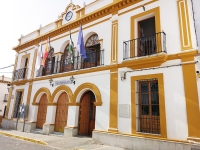 El Ayuntamiento de Albaida del Aljarafe acuerda la conversi&oacute;n a indefinidos de 45 empleados municipales